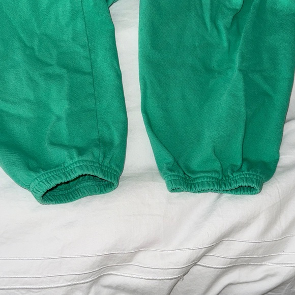freecity Green Sweatpants - Picture 5 of 5